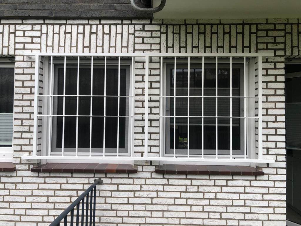 Fenstergitter & Schachtabdeckungen 14 von 16
